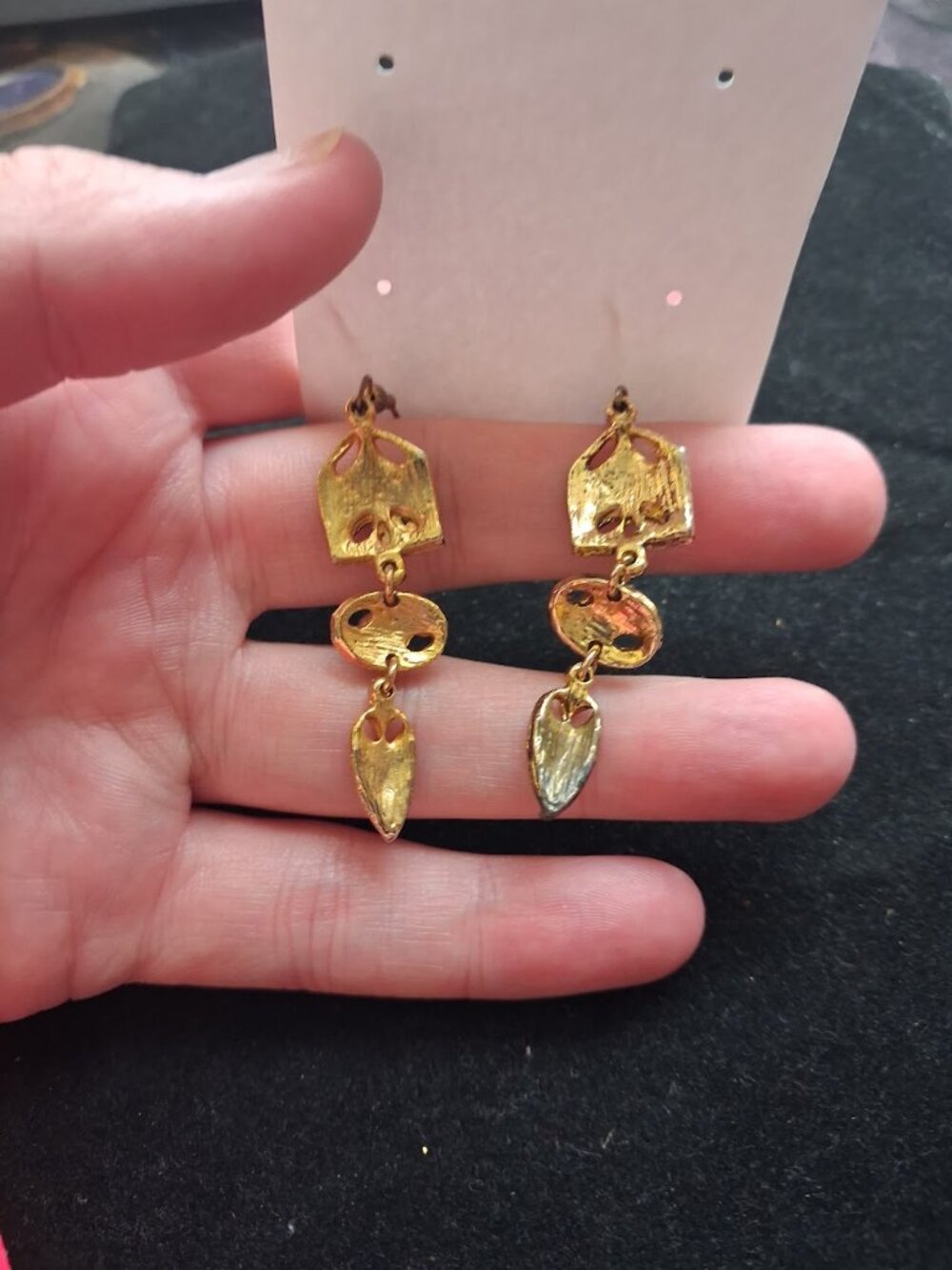 Unique dangle earrings - Picture 3 of 3